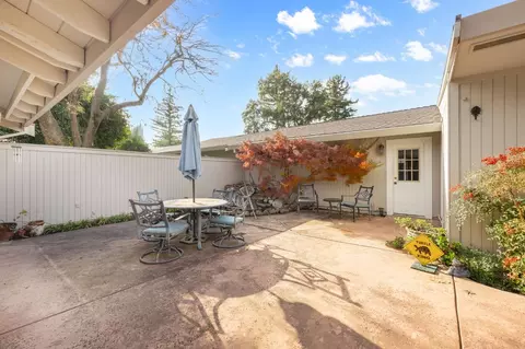 Exterior - 1317 Lake Blvd, Davis, CA 95616 photo 10 of 21