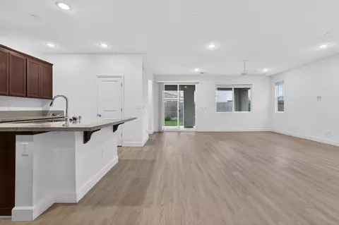 Living - 2340 Bellows Way, Lodi, CA 95242 photo 1 of 6