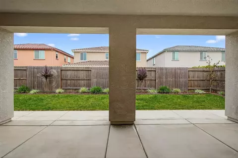 Exterior - 2340 Bellows Way, Lodi, CA 95242 photo 9 of 9