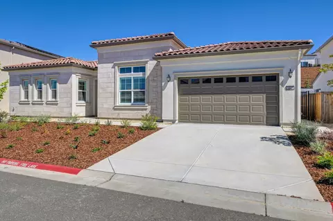 1047 Lassen Peak Dr, El Dorado Hills, CA 95762