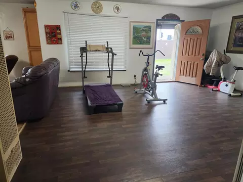 Living - 292 W Lathrop Rd, Lathrop, CA 95330 photo 2 of 2