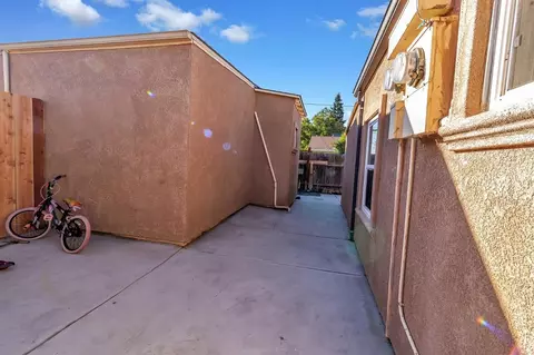 320 Acacia St, Lodi, CA 95240 photo 31