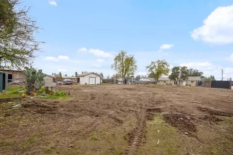Exterior - 960 Elma St, Hickman, CA 95323 photo 3 of 8