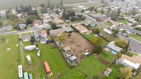 View/Area - 960 Elma St, Hickman, CA 95323 photo 6 of 6