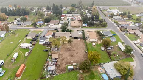 View/Area - 960 Elma St, Hickman, CA 95323 photo 3 of 6