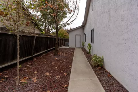 744 Bluff Dr, Los Banos, CA 93635 photo 42