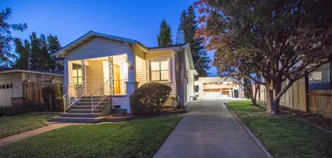 4417 E St, Sacramento, CA 95819