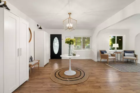 Entry Way - 6732 Beech Ave, Orangevale, CA 95662 photo 2 of 3