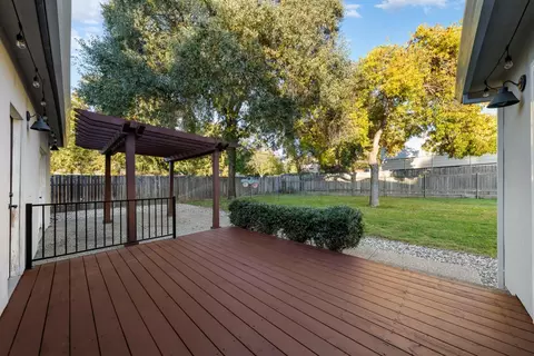 Exterior - 6732 Beech Ave, Orangevale, CA 95662 photo 17 of 23