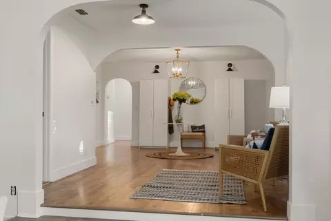 Entry Way - 6732 Beech Ave, Orangevale, CA 95662 photo 3 of 3