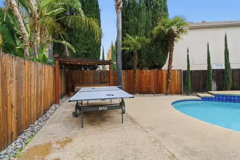 Exterior - 297 Brookview Dr, Tracy, CA 95377 photo 10 of 13