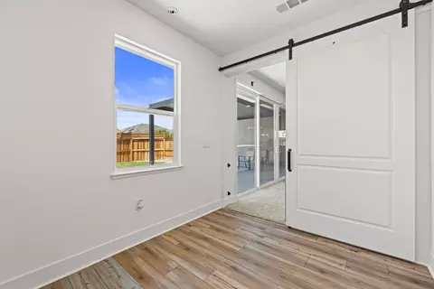 Entry Way - 758 W Main St, Winters, CA 95694 photo 3 of 4