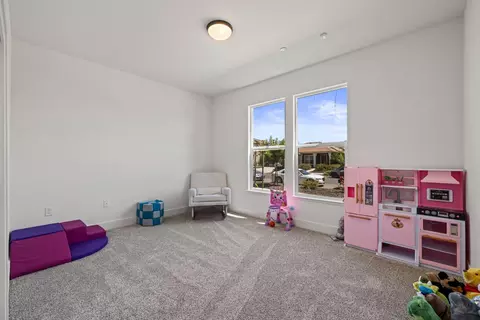 Bedroom - 758 W Main St, Winters, CA 95694 photo 1 of 4