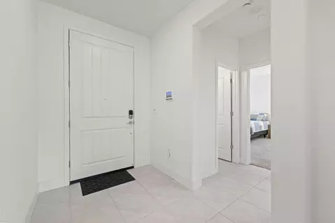 Entry Way - 758 W Main St, Winters, CA 95694 photo 2 of 4
