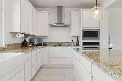 Kitchen - 758 W Main St, Winters, CA 95694 photo 3 of 3