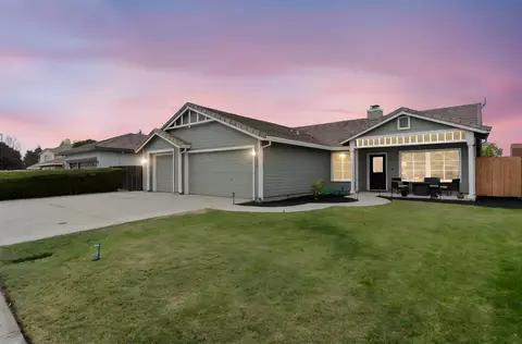 255 Osbourne Ct, Ripon, CA 95366 photo 2