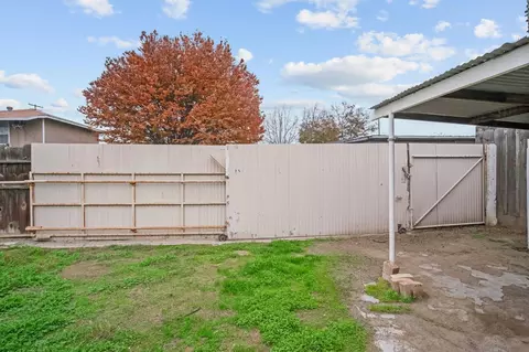 Exterior - 2202 6th St, Ceres, CA 95307 photo 5 of 5