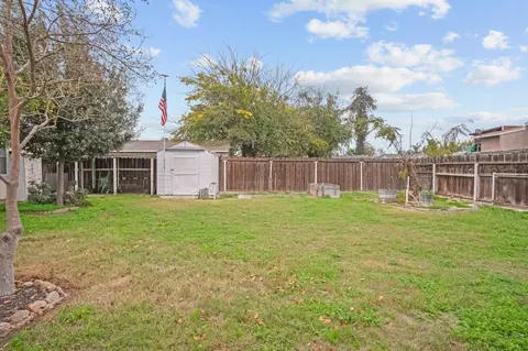 Exterior - 2202 6th St, Ceres, CA 95307 photo 3 of 5