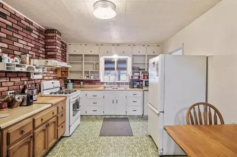 Kitchen - 2202 6th St, Ceres, CA 95307 photo 1 of 4