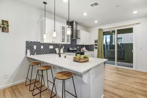 Kitchen - 4554 Gray Lodge Loop, Rocklin, CA 95677 photo 2 of 6