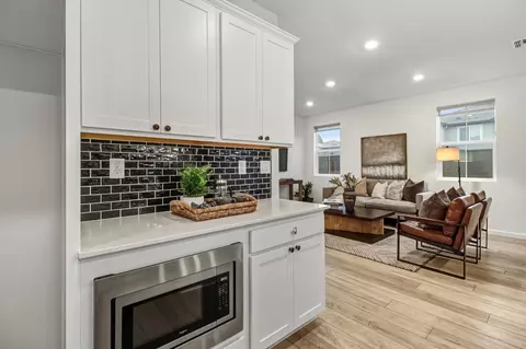 Kitchen - 4554 Gray Lodge Loop, Rocklin, CA 95677 photo 6 of 6