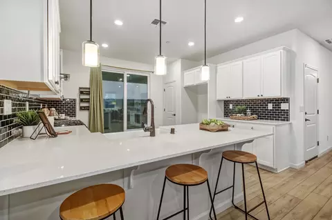 Kitchen - 4554 Gray Lodge Loop, Rocklin, CA 95677 photo 1 of 6