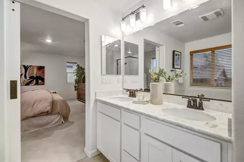 Bath - 4554 Gray Lodge Loop, Rocklin, CA 95677 photo 7 of 7