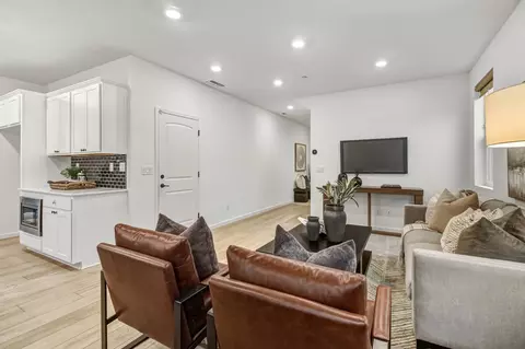 Entry Way - 4554 Gray Lodge Loop, Rocklin, CA 95677 photo 3 of 8