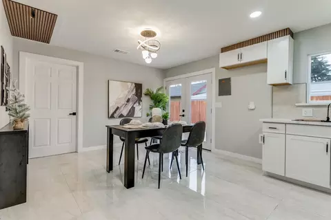 136 N Acacia Ave, Ripon, CA 95366 photo 5