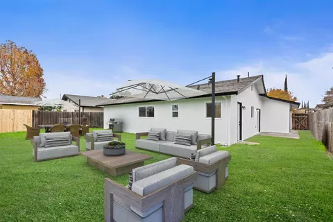 Exterior - 2115 Valmora Dr, Stockton, CA 95210 photo 1 of 2