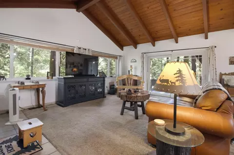 Living - 4599 Rivendale Rd, Placerville, CA 95667 photo 1 of 2