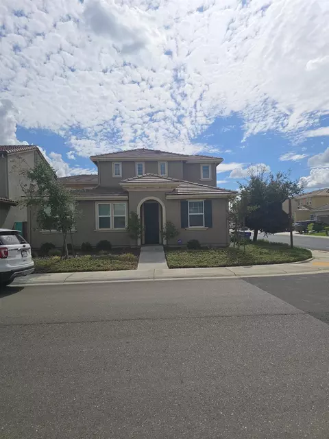 8720 Esperia Way, Sacramento, CA 95828