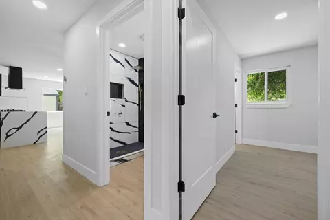 Entry Way - 5942 Ashworth Way, Carmichael, CA 95608 photo 1 of 6