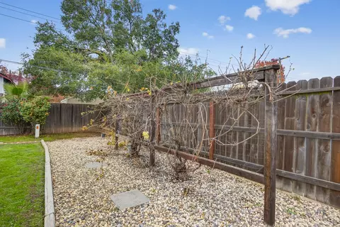 5125 Love Way, Carmichael, CA 95608 photo 29