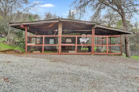 Exterior - 12597 Wolf Rd, Grass Valley, CA 95949 photo 23 of 31