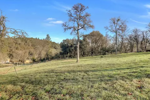 Exterior - 12597 Wolf Rd, Grass Valley, CA 95949 photo 16 of 31
