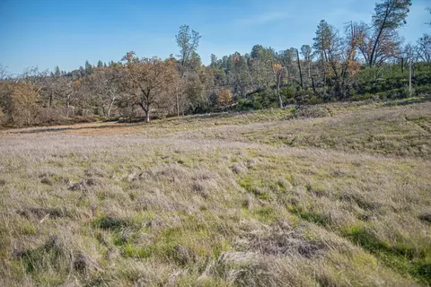 8545 Country Hills Ln, Cool, CA 95614