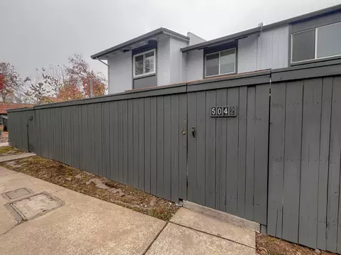 5042 Greenberry Dr, Sacramento, CA 95841