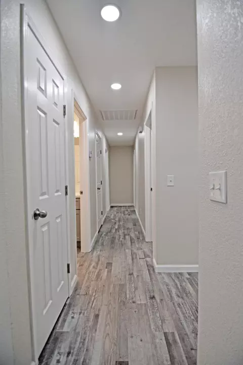 Entry Way - 2065 Cody Ct, Turlock, CA 95380 photo 3 of 3