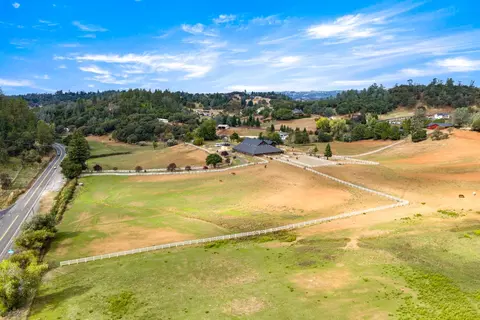 View/Area - 1942 Blue Bell Ct, Cool, CA 95614 photo 9 of 17