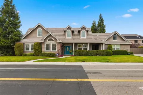 Exterior - 347 E Milgeo Ave, Ripon, CA 95366 photo 3 of 16