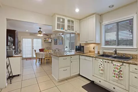 1601 Spring Ct, Tracy, CA 95376 photo 17