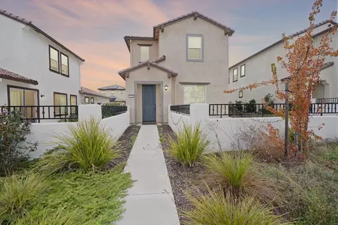 Exterior - 7929 Titan Dr, Antelope, CA 95843 photo 1 of 4