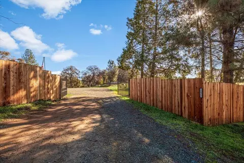 3431 Elderberry Rd, Placerville, CA 95667 photo 2
