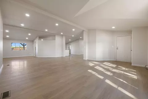 Living - 8547 State Highway 33, Gustine, CA 95322 photo 1 of 9