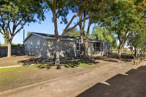 Exterior - 8547 State Highway 33, Gustine, CA 95322 photo 1 of 11