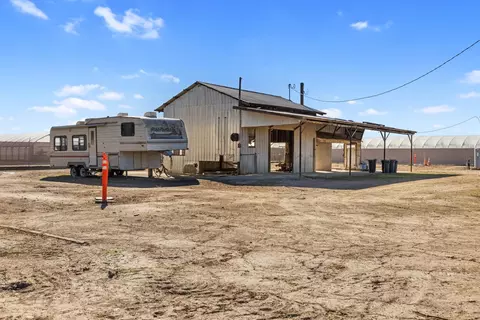 Exterior - 8547 State Highway 33, Gustine, CA 95322 photo 10 of 11