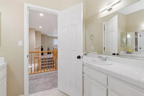 Bath - 1502 Churcher Dr, Manteca, CA 95337 photo 3 of 4