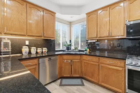 Kitchen - 1502 Churcher Dr, Manteca, CA 95337 photo 2 of 2