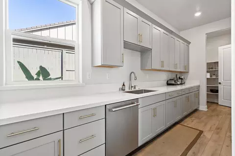 Kitchen - 14809 Rustic Ridge Cir, Folsom, CA 95630 photo 6 of 6